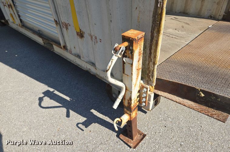 image for item EV1550 Loading dock