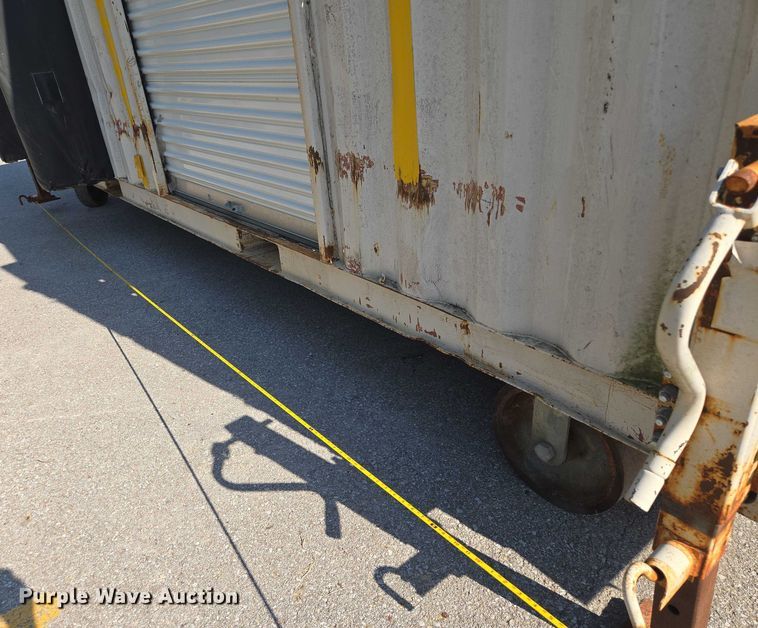 image for item EV1550 Loading dock