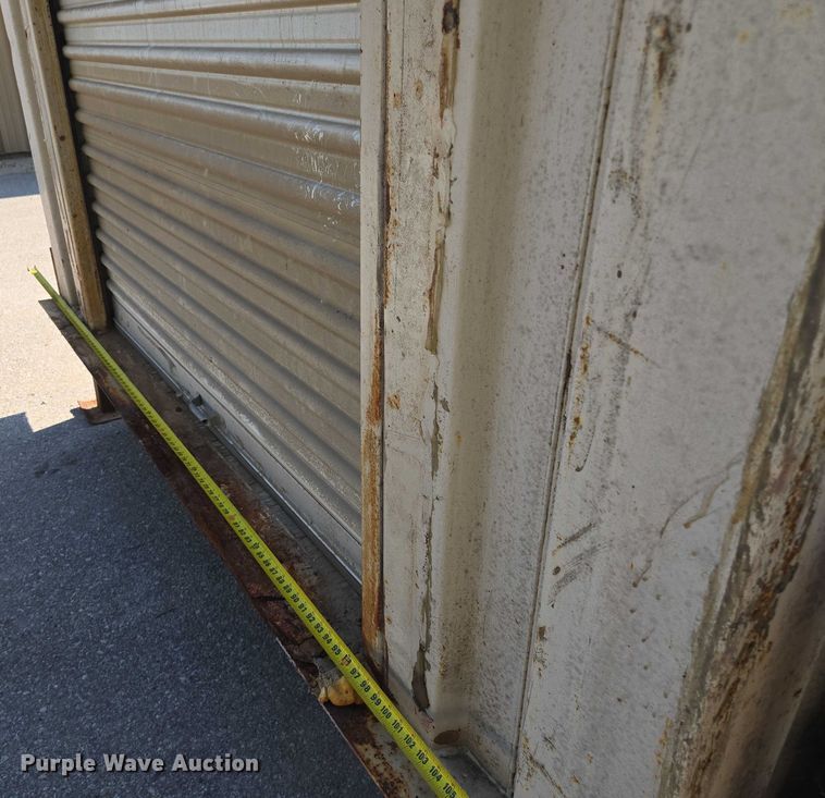 image for item EV1550 Loading dock