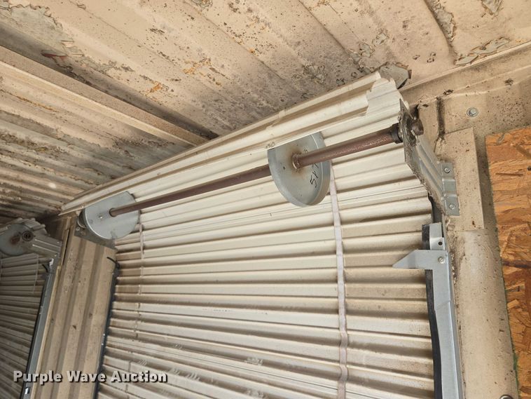 image for item EV1550 Loading dock