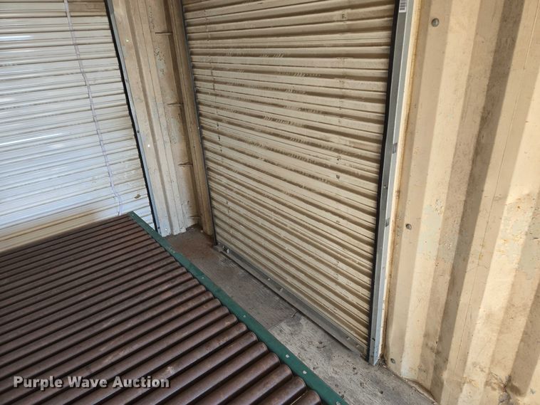 image for item EV1550 Loading dock