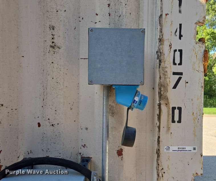 image for item EV1551 Loading dock