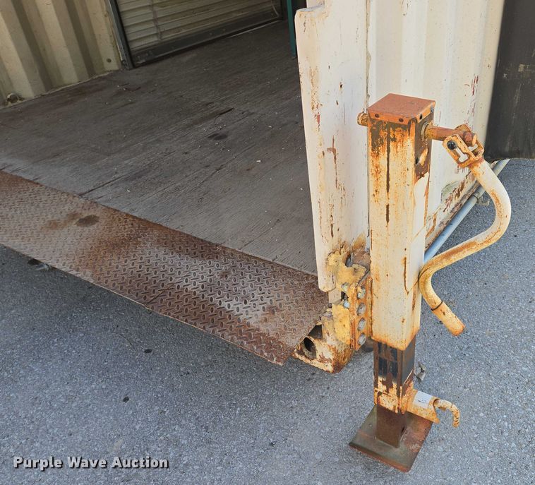 image for item EV1551 Loading dock