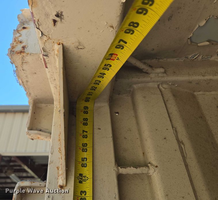 image for item EV1551 Loading dock