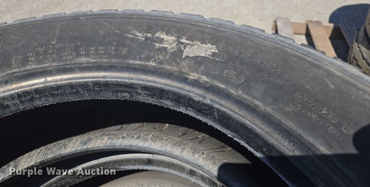 image for item EV1613 225/70R19.5 tires and wheels