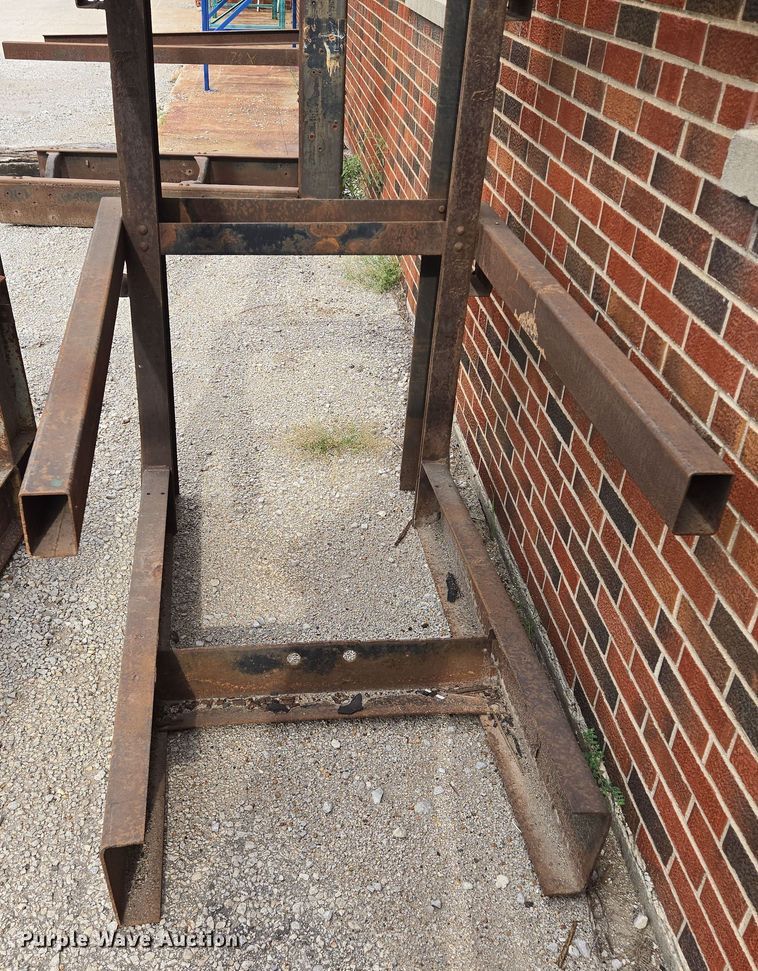 image for item EV1629 Cantilever racking 