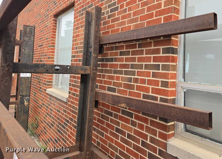 image for item EV1629 Cantilever racking 