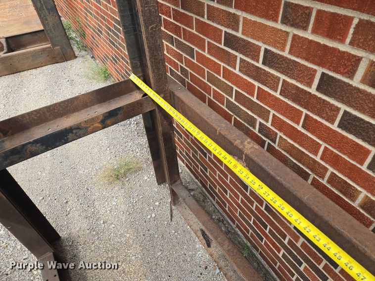 image for item EV1629 Cantilever racking 