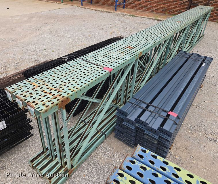 image for item EV1630 Pallet racking 