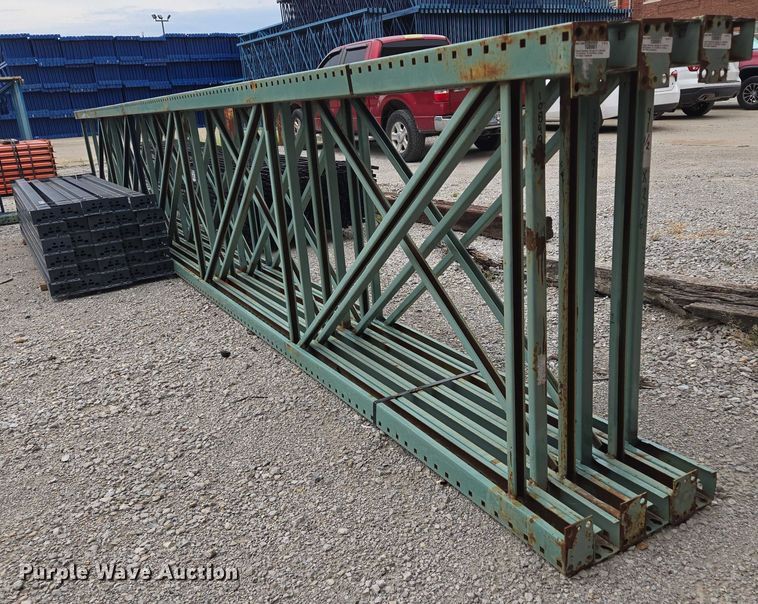 image for item EV1630 Pallet racking 