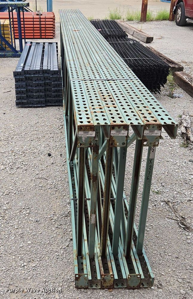 image for item EV1630 Pallet racking 