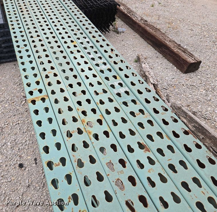 image for item EV1630 Pallet racking 