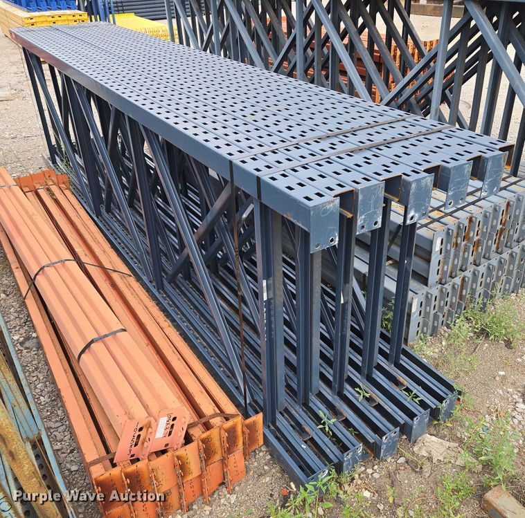 image for item EV1632 Pallet racking