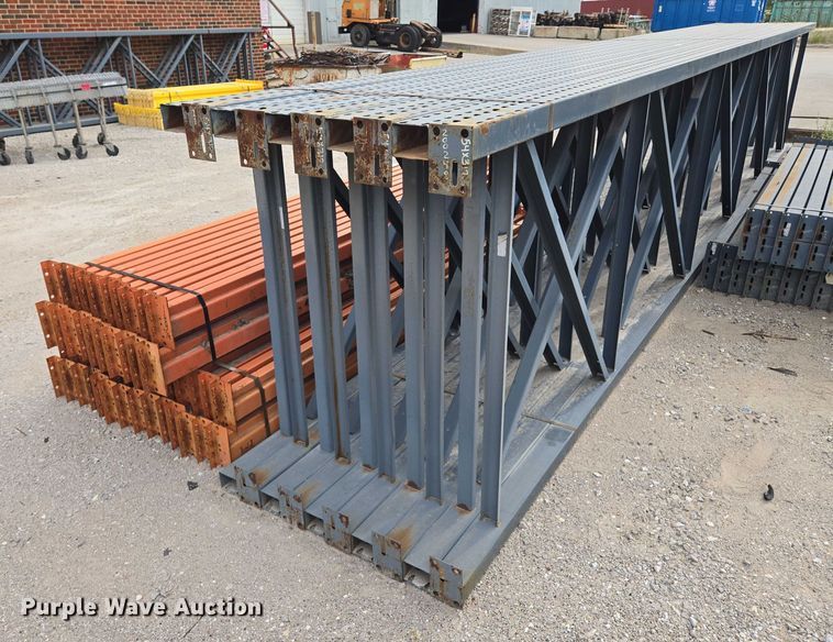 image for item EV1633 Pallet racking