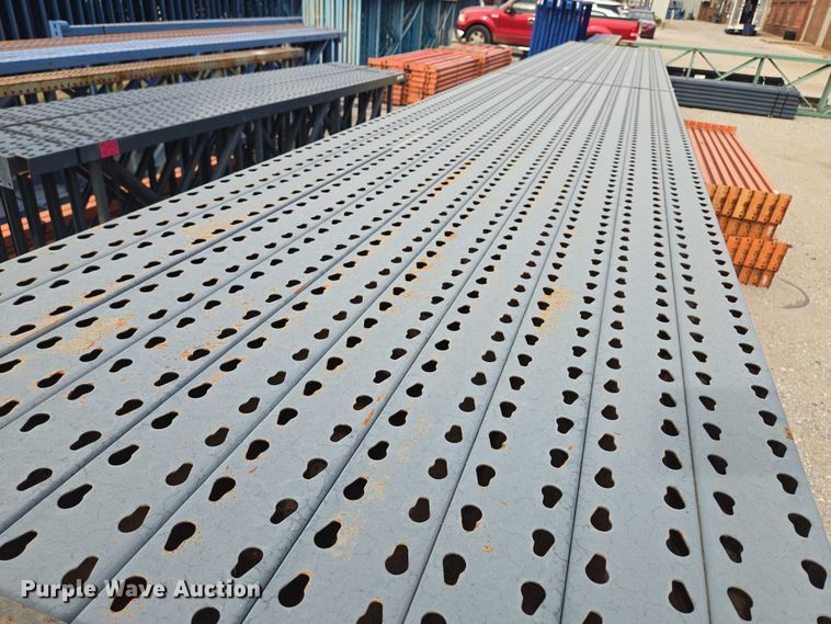 image for item EV1633 Pallet racking