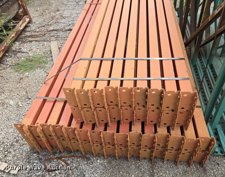 image for item EV1635 Pallet racking 