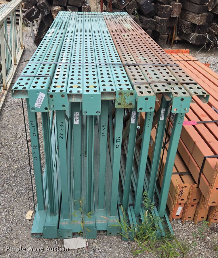 image for item EV1635 Pallet racking 