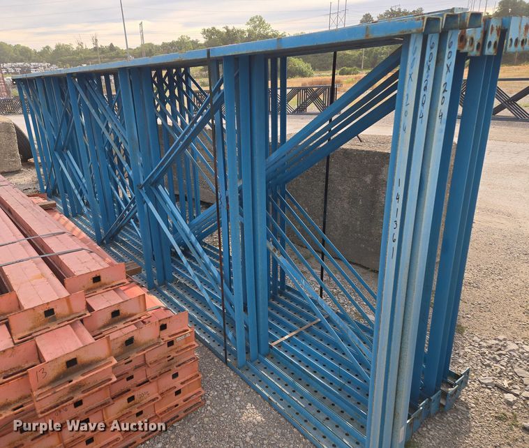 image for item EV1636 Pallet racking 