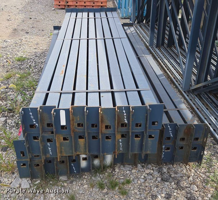 image for item EV1637 Pallet racking 