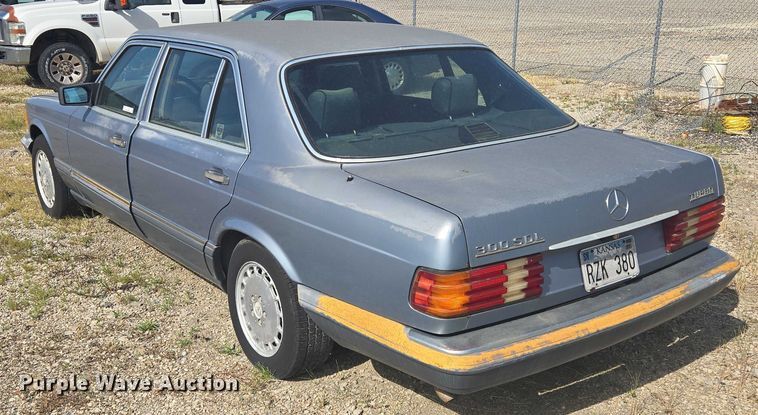 image for item EV1662 1987 Mercedes-Benz  300 SDL Turbo 