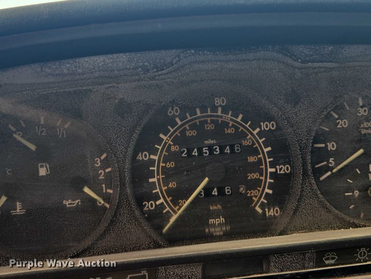 image for item EV1662 1987 Mercedes-Benz  300 SDL Turbo 