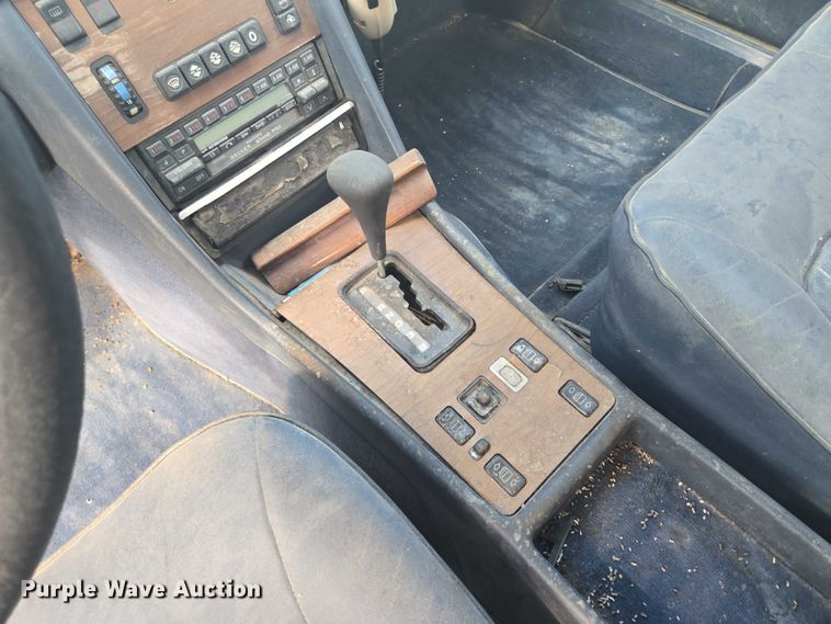 image for item EV1662 1987 Mercedes-Benz  300 SDL Turbo 