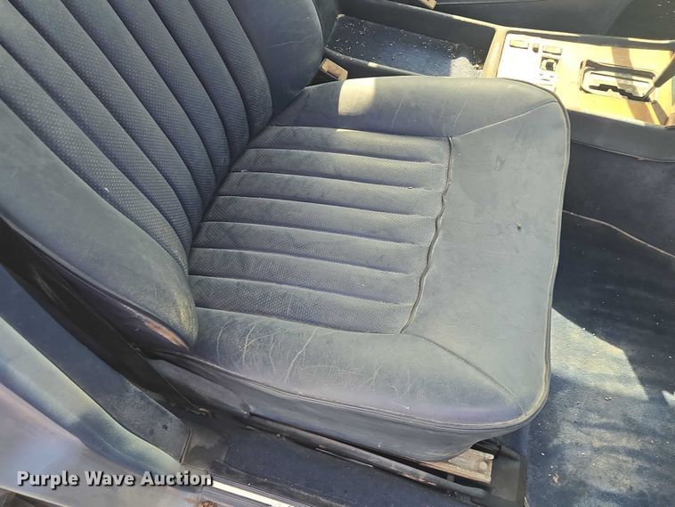 image for item EV1662 1987 Mercedes-Benz  300 SDL Turbo 