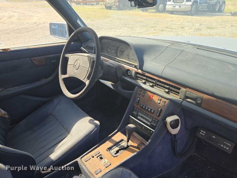 image for item EV1662 1987 Mercedes-Benz  300 SDL Turbo 