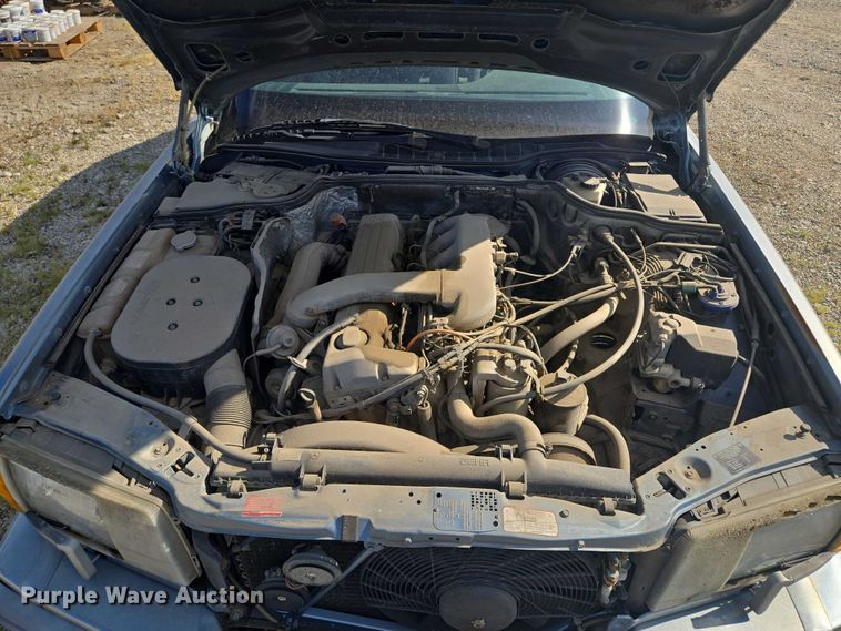 image for item EV1662 1987 Mercedes-Benz  300 SDL Turbo 