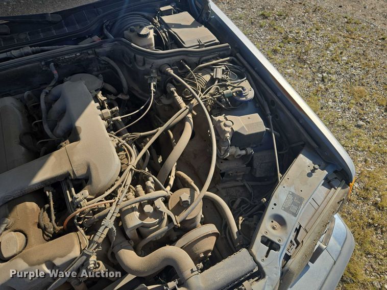 image for item EV1662 1987 Mercedes-Benz  300 SDL Turbo 