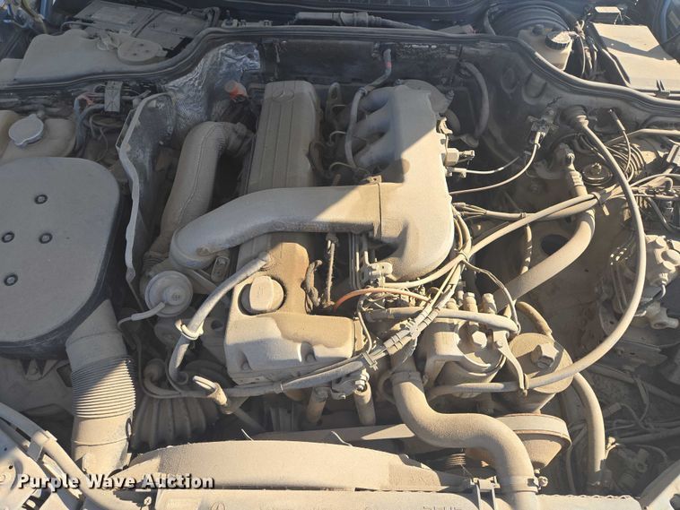 image for item EV1662 1987 Mercedes-Benz  300 SDL Turbo 