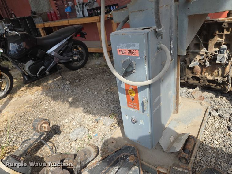 image for item EV1706 Footburt drill press