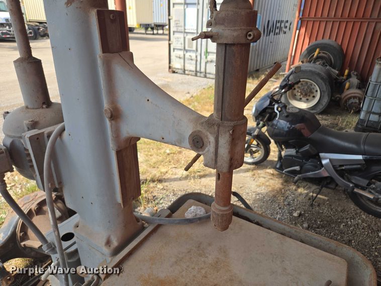 image for item EV1706 Footburt drill press