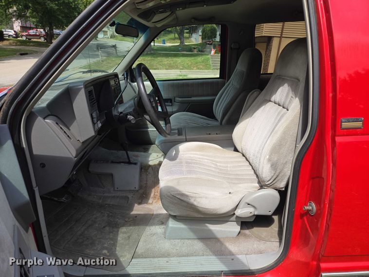 image for item EV1713 1993 Chevrolet K1500 Blazer SUV