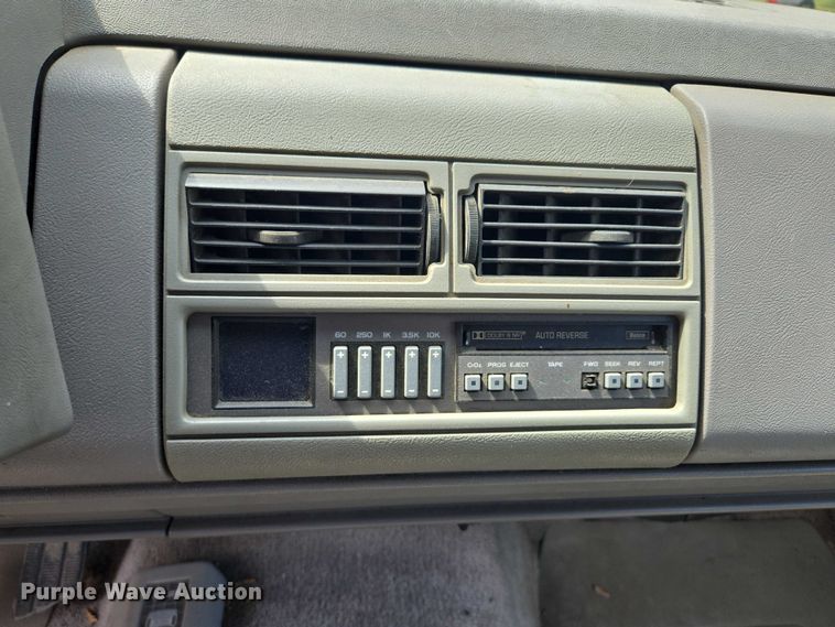 image for item EV1713 1993 Chevrolet K1500 Blazer SUV