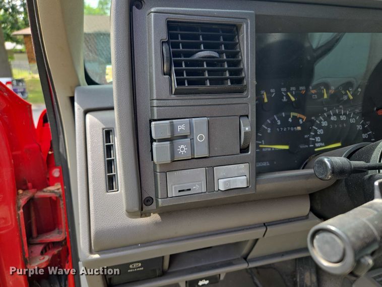 image for item EV1713 1993 Chevrolet K1500 Blazer SUV