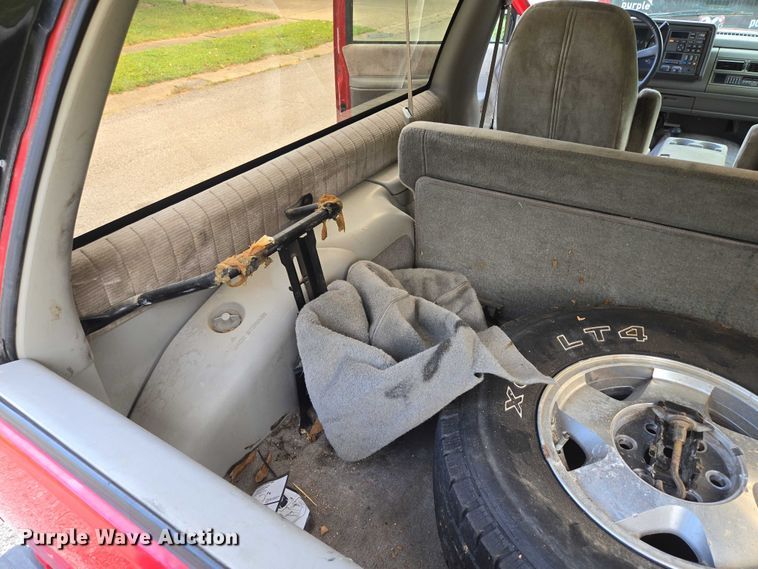 image for item EV1713 1993 Chevrolet K1500 Blazer SUV