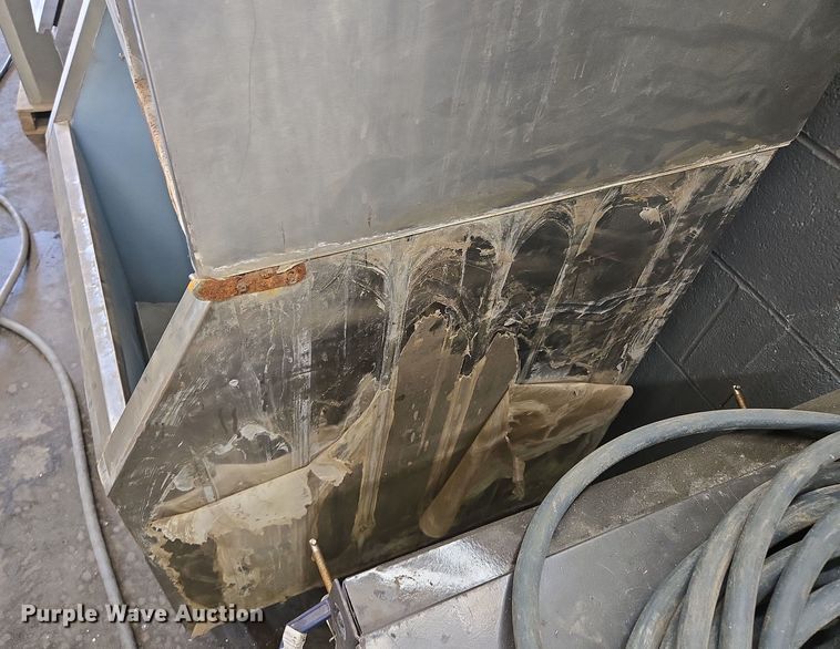 image for item EV1726 (3) ice machines