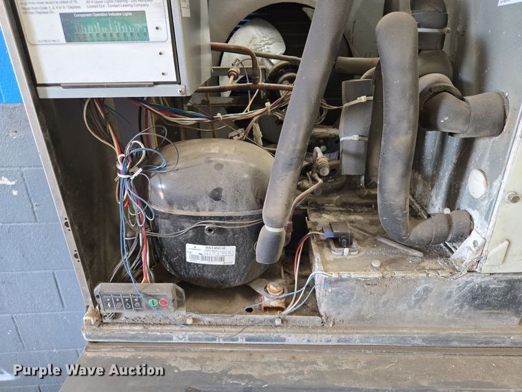 image for item EV1726 (3) ice machines