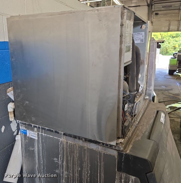 image for item EV1726 (3) ice machines