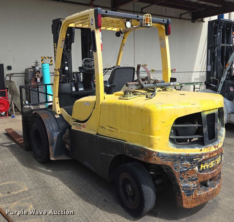 image for item FB9463 2017 Hyster H110FT forklift