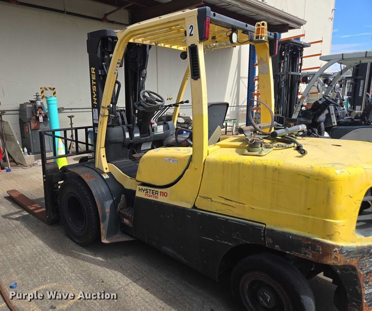 image for item FB9463 2017 Hyster H110FT forklift