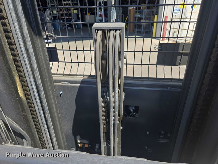 image for item FB9465 2016 Crown SP3520-30 order picker