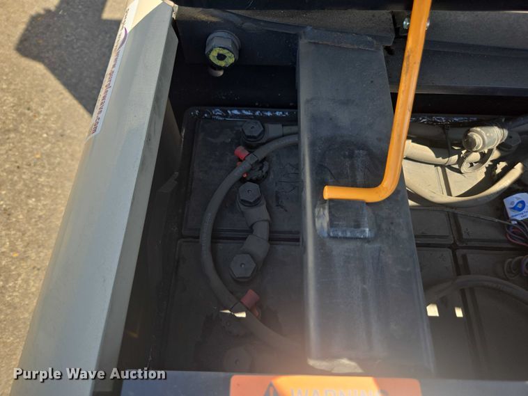 image for item FB9465 2016 Crown SP3520-30 order picker