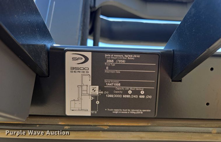 image for item FB9465 2016 Crown SP3520-30 order picker