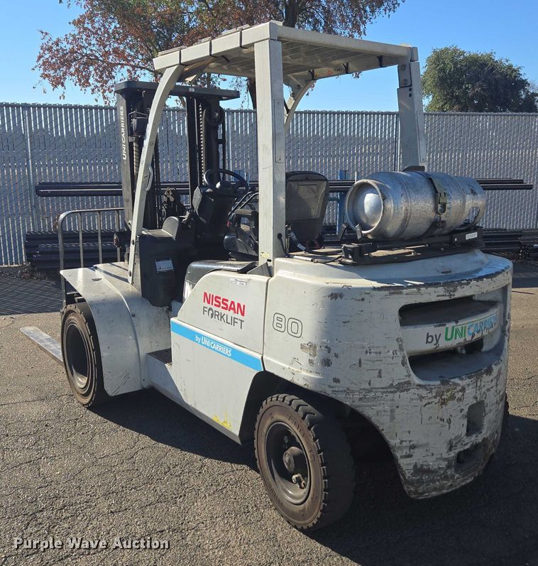 image for item FB9466 2014 Nissan 80 forklift