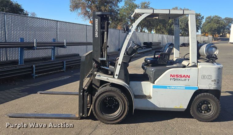image for item FB9466 2014 Nissan 80 forklift