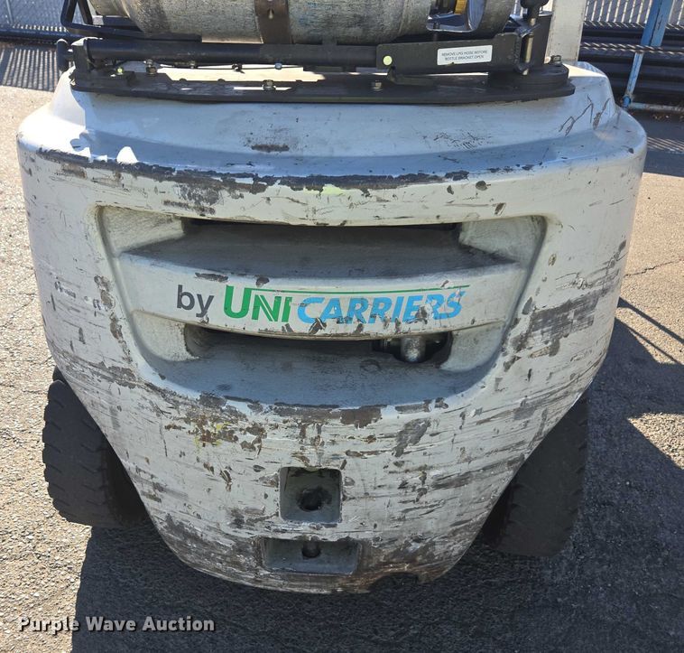 image for item FB9466 2014 Nissan 80 forklift