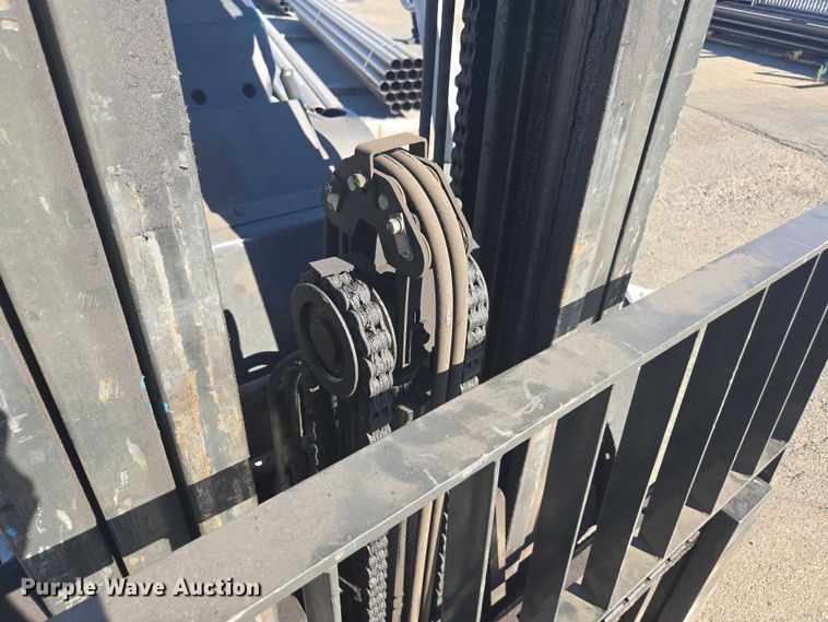 image for item FB9466 2014 Nissan 80 forklift