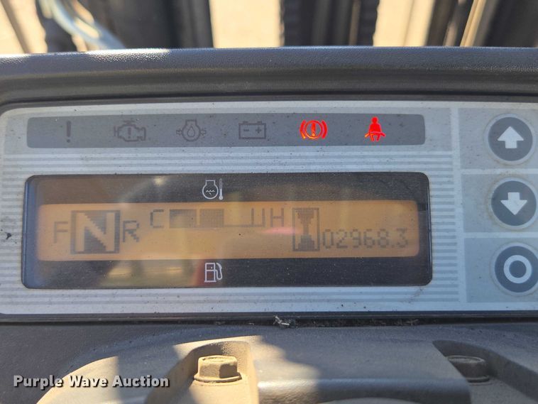 image for item FB9466 2014 Nissan 80 forklift